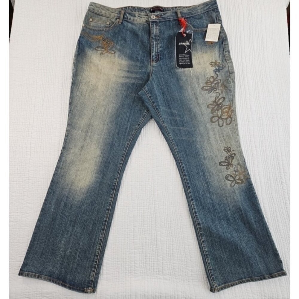 NEW Vanilla Star Jeans Women's 26‎ (44x32) Straight Leg Floral Embroidery NWT